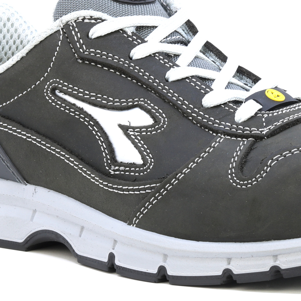 detail DIADORA Run Low S3 šedá pánská pracovní obuv