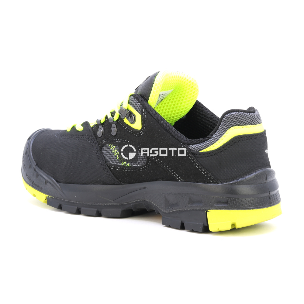 detail SIXTON Ortles S3 černá pánská pracovní obuv Vibram