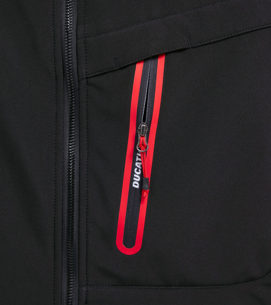 detail DUCATI černá pánská softshell bunda