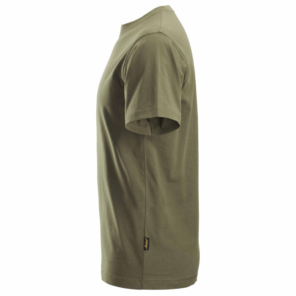 detail SNICKERS Classic olivové pánské triko 100% bavlna pohodlné a vzdušné