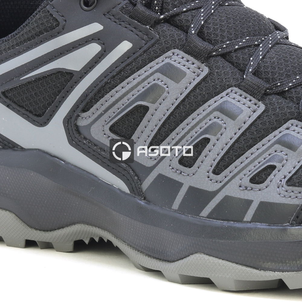 detail SALOMON Exterga black černá pánská outdoor obuv