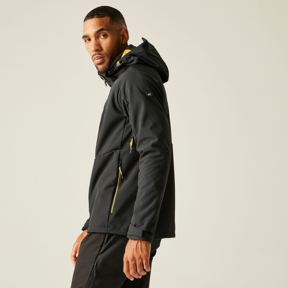 detail REGATTA Hewitts černá pánská outdoor bunda do náročných podmínek WR 15 000 mm