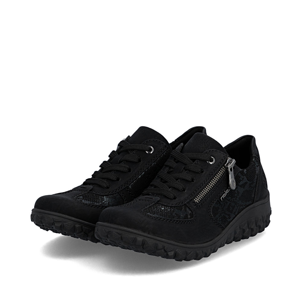 detail RIEKER 59501-00 černá dámská moderní a pohodlná polobotka se vzorem