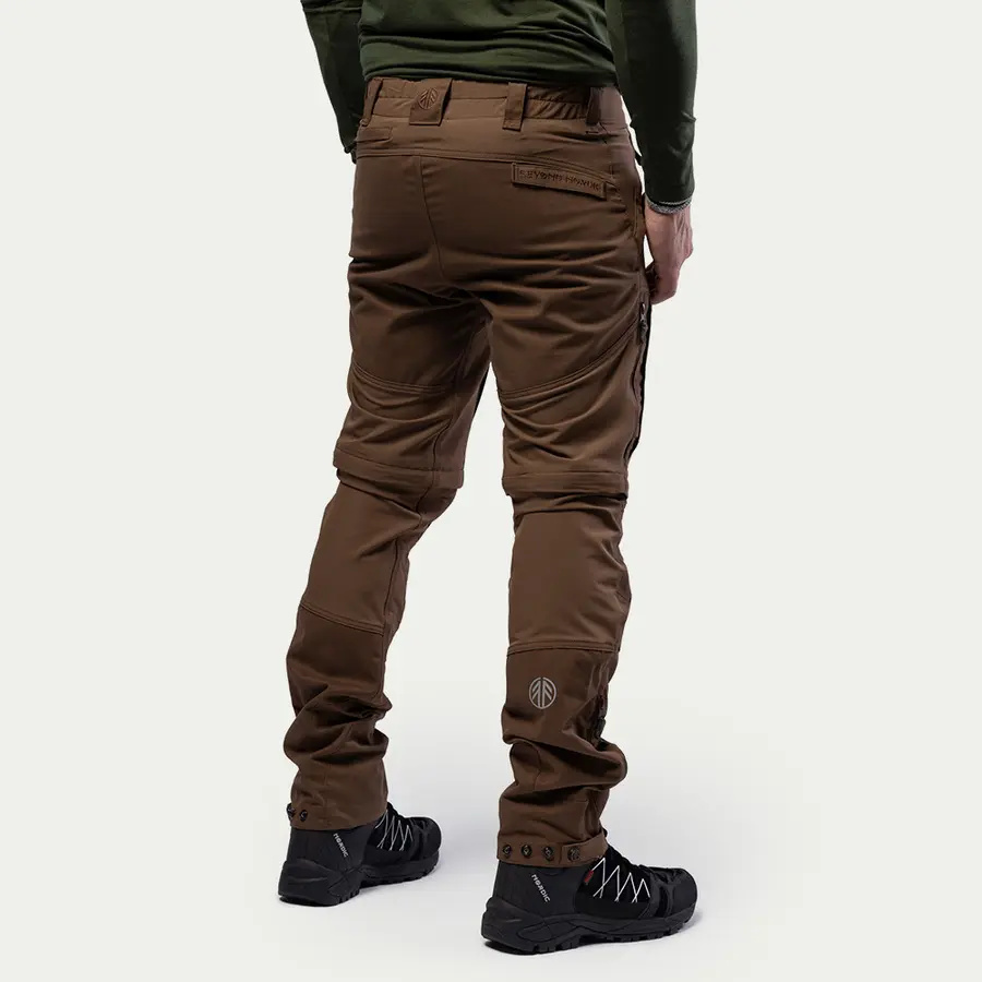 detail Beyond Nordic Zip-Off hnědé pánské outdoor kalhoty 2v1 Teflon EcoElite®
