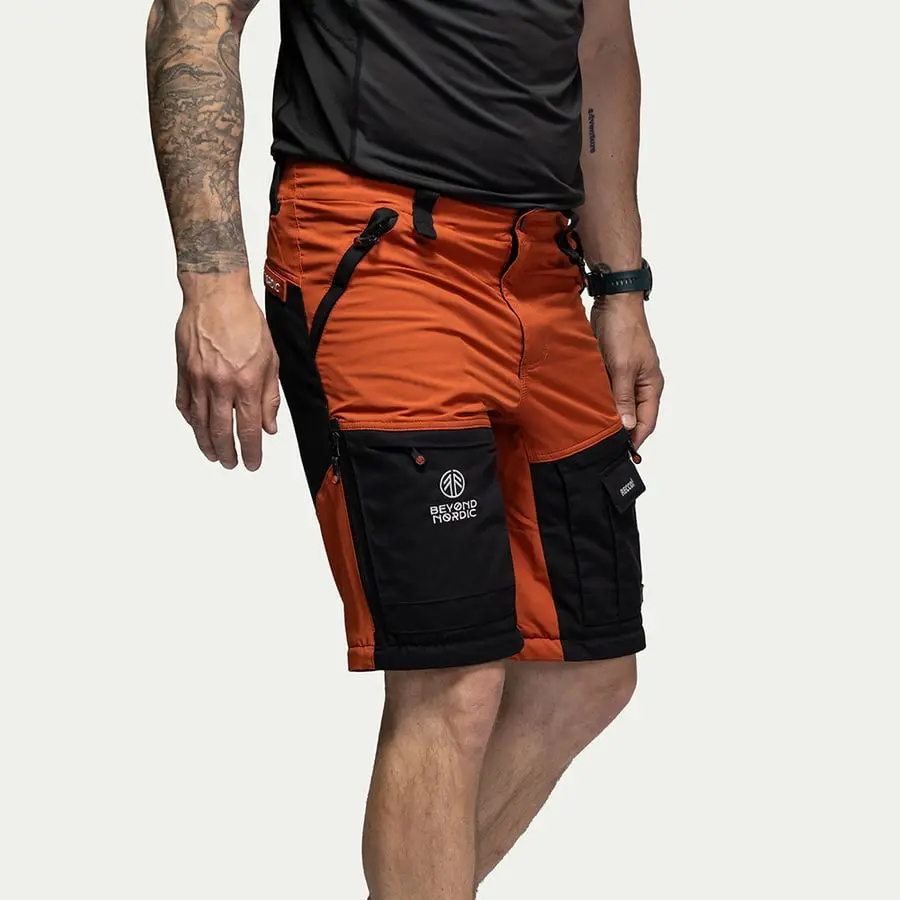 detail Beyond Nordic Sweden Zip-Off oranžové pánské outdoor kalhoty 2v1 Teflon EcoElite