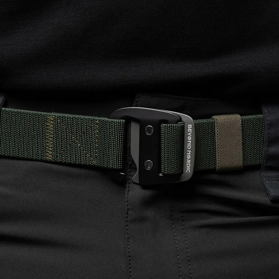 detail Beyond Nordic Sweden BN407 zelený uni pásek s kovovou sponou