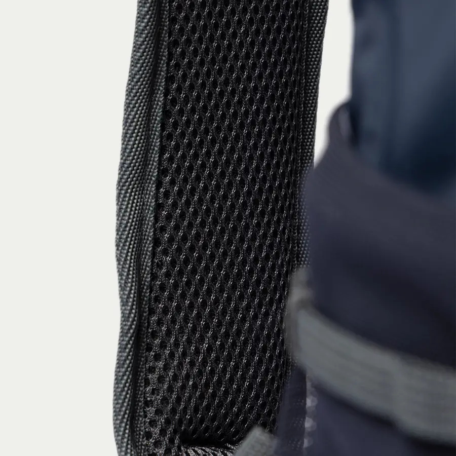 detail Beyond Nordic Sweden BN503 modrý pánský outdoor batoh 20L