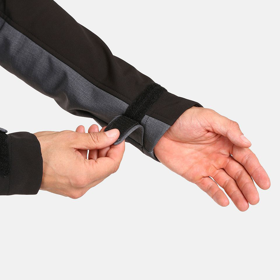 detail KILPI RAVIO-M šedá pánská outdoor bunda 10 000 mm s membránou Siberium