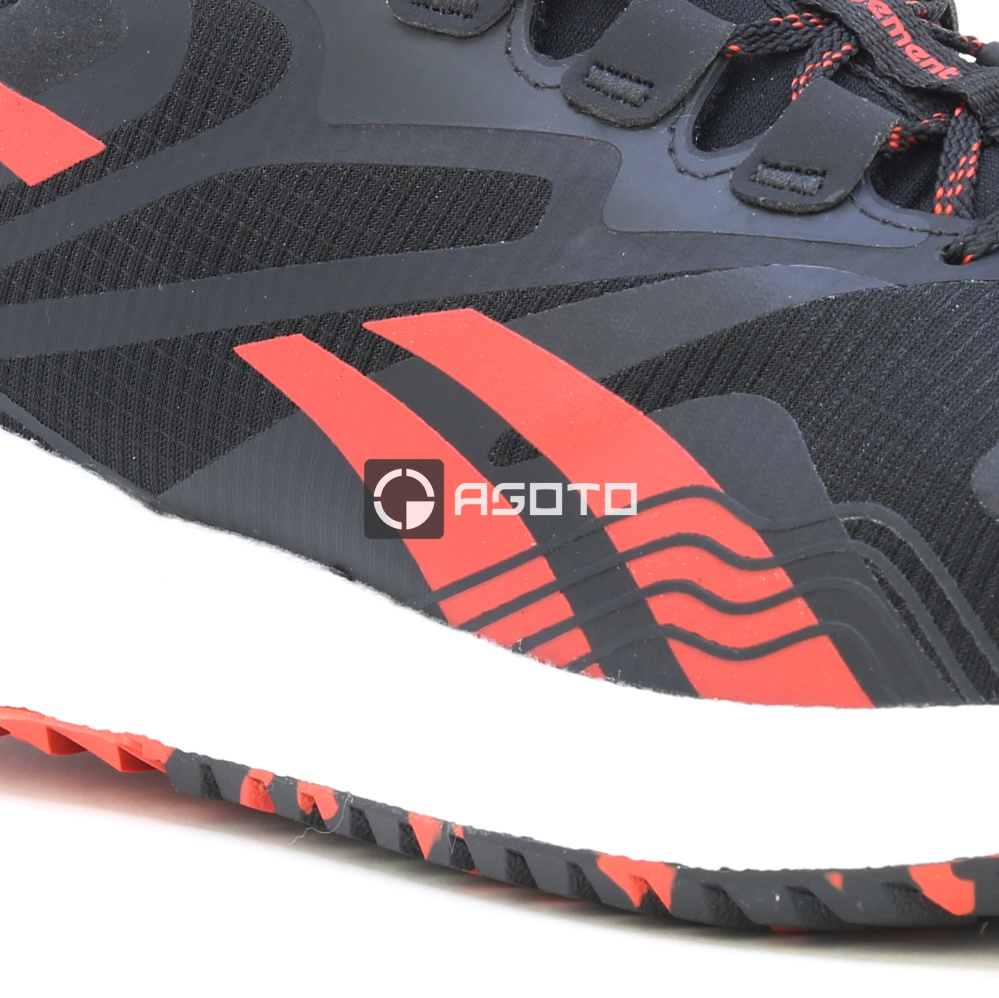 detail REEBOK Adventure IB3610 S3 černá pánská pracovní obuv
